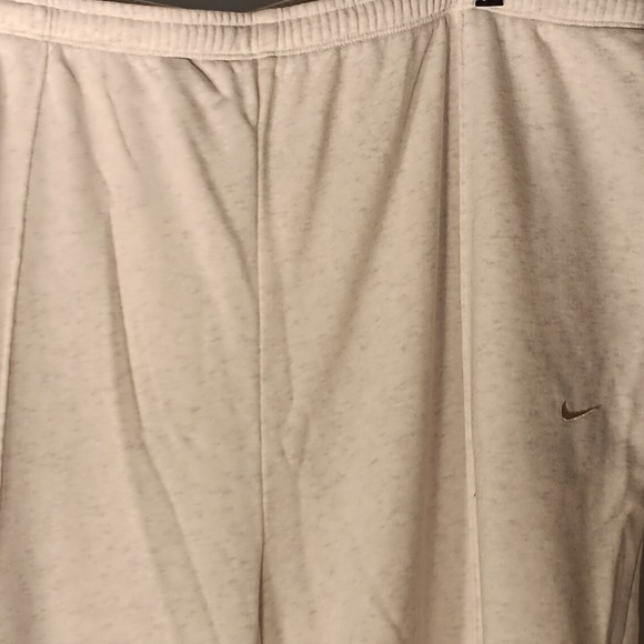 Nike Pants - Nike Women's 2X‎ Gray Heathered Track Pants Joggers Elastic Waistband Comfort